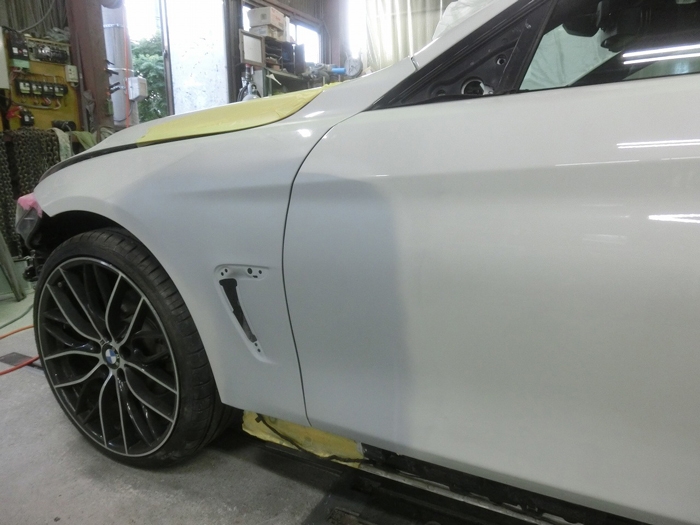 BMW　4シリーズ　グランクーペ修理５